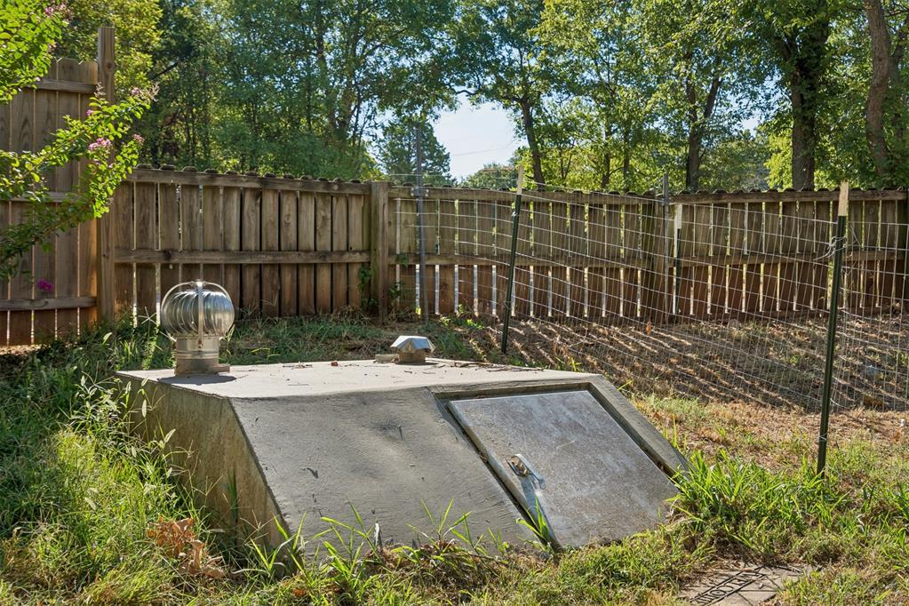 10431 Black Oaks Drive Property Photo 32