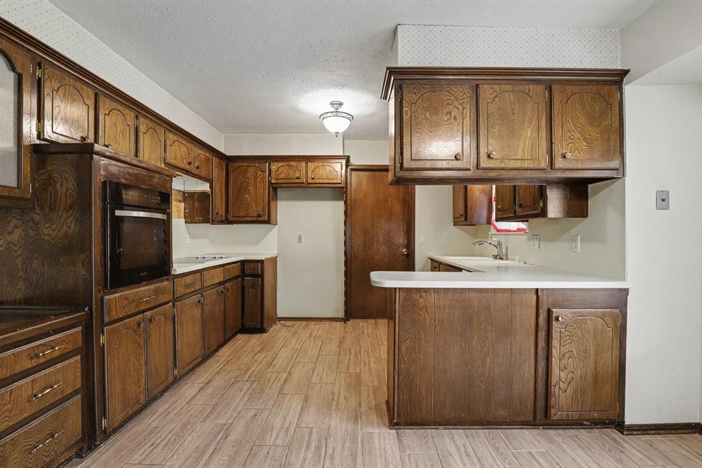 9612 S Blackwelder Property Photo 6