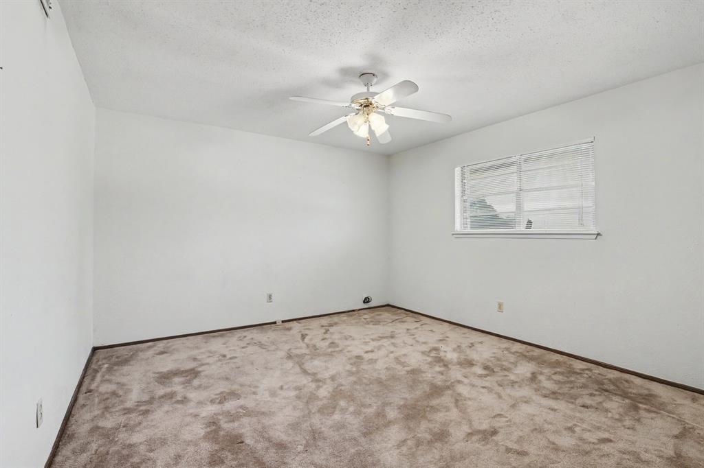 9612 S Blackwelder Property Photo 15