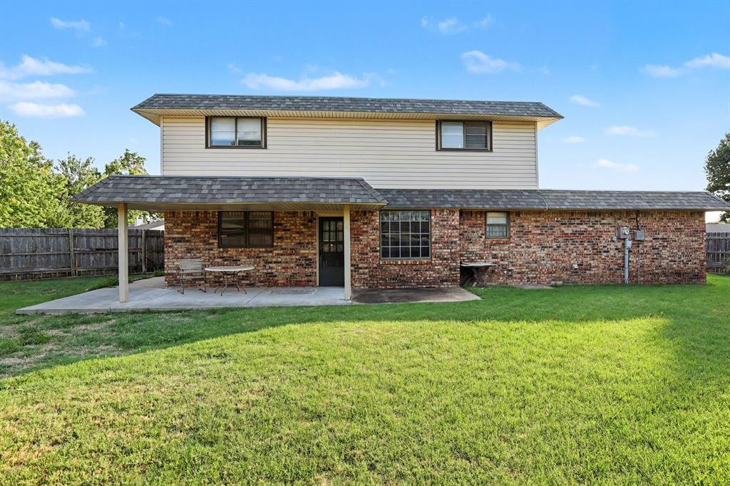 9612 S Blackwelder Property Photo 17