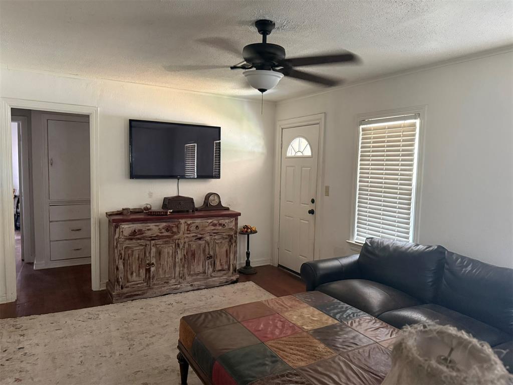 1241 Nw 94th Street Property Photo 7