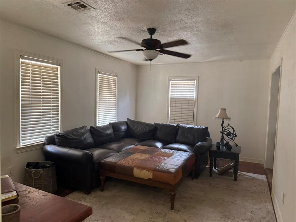 1241 Nw 94th Street Property Photo 8