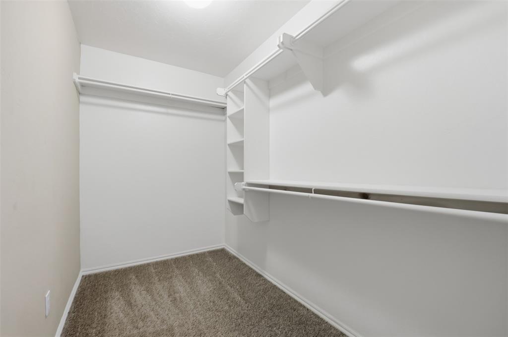 11713 Nw 131st Street Property Photo 15