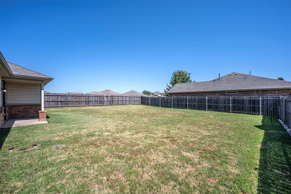 11713 Nw 131st Street Property Photo 22