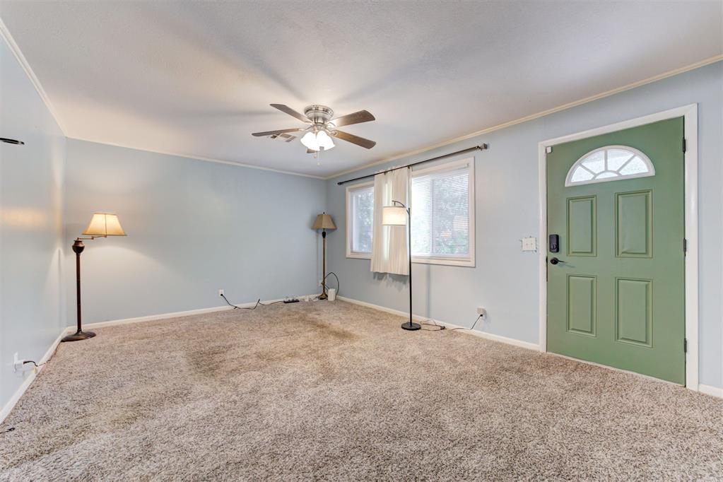 2709 N Saint Peter Avenue Property Photo 7