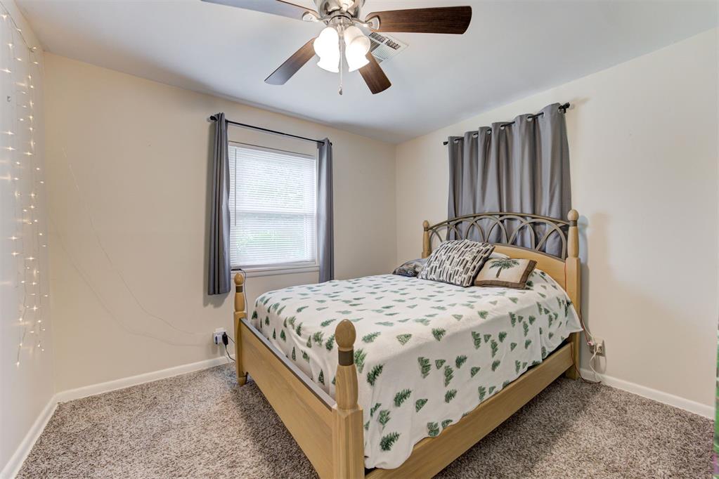2709 N Saint Peter Avenue Property Photo 18