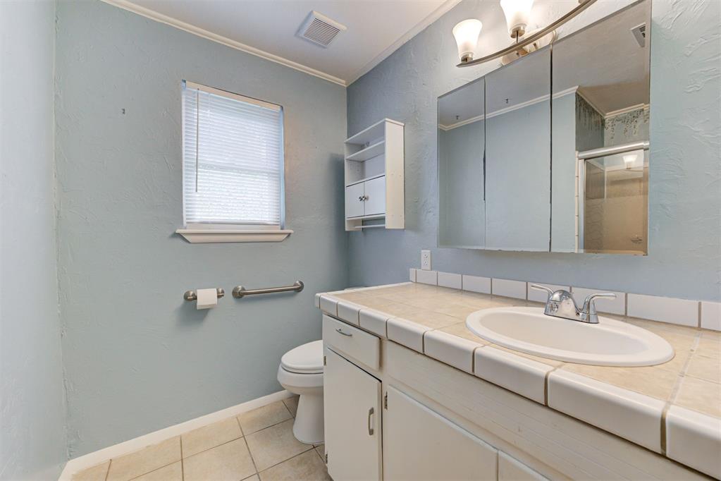2709 N Saint Peter Avenue Property Photo 22