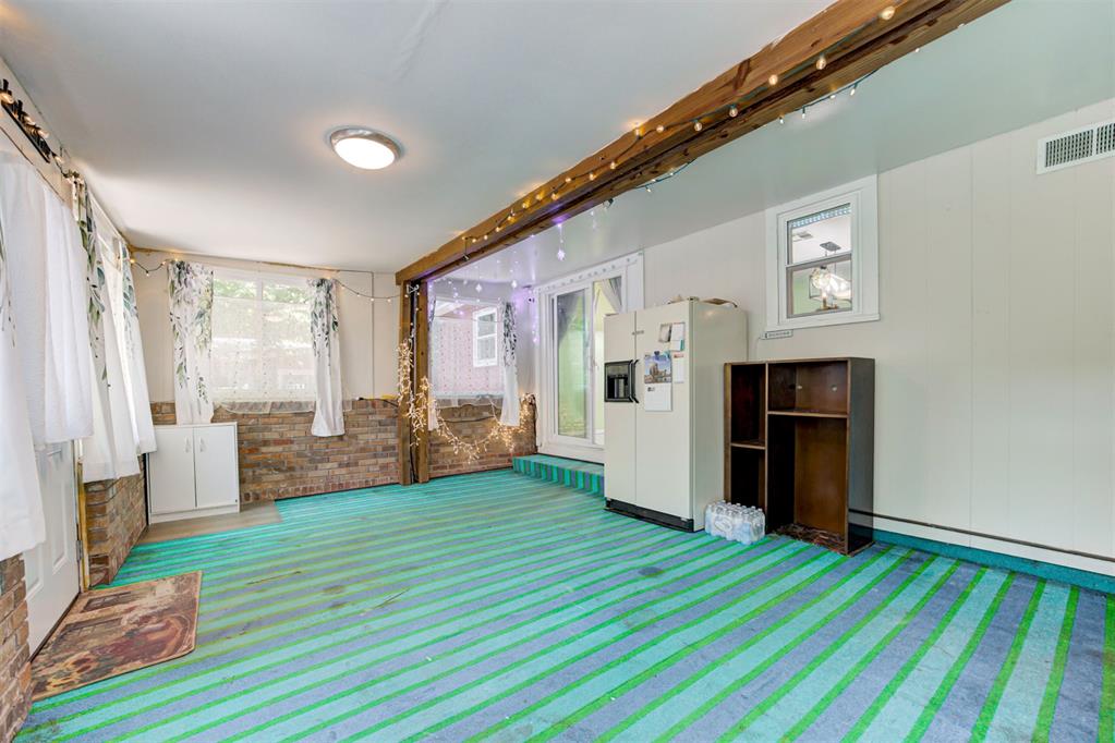 2709 N Saint Peter Avenue Property Photo 33