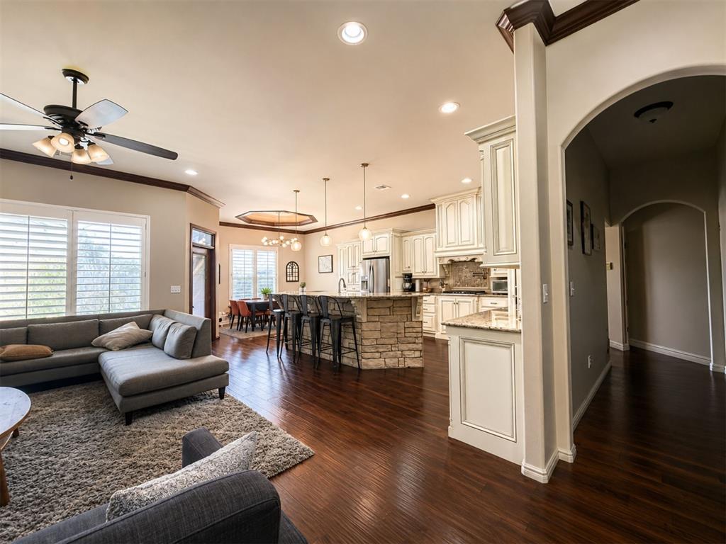 3116 Sw 137th Street Property Photo 5