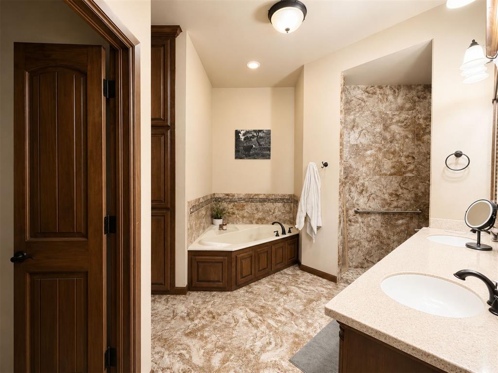 3116 Sw 137th Street Property Photo 16