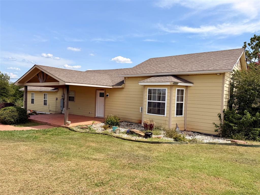 35763 Leo Road Property Photo 3