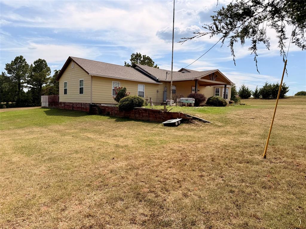 35763 Leo Road Property Photo 4