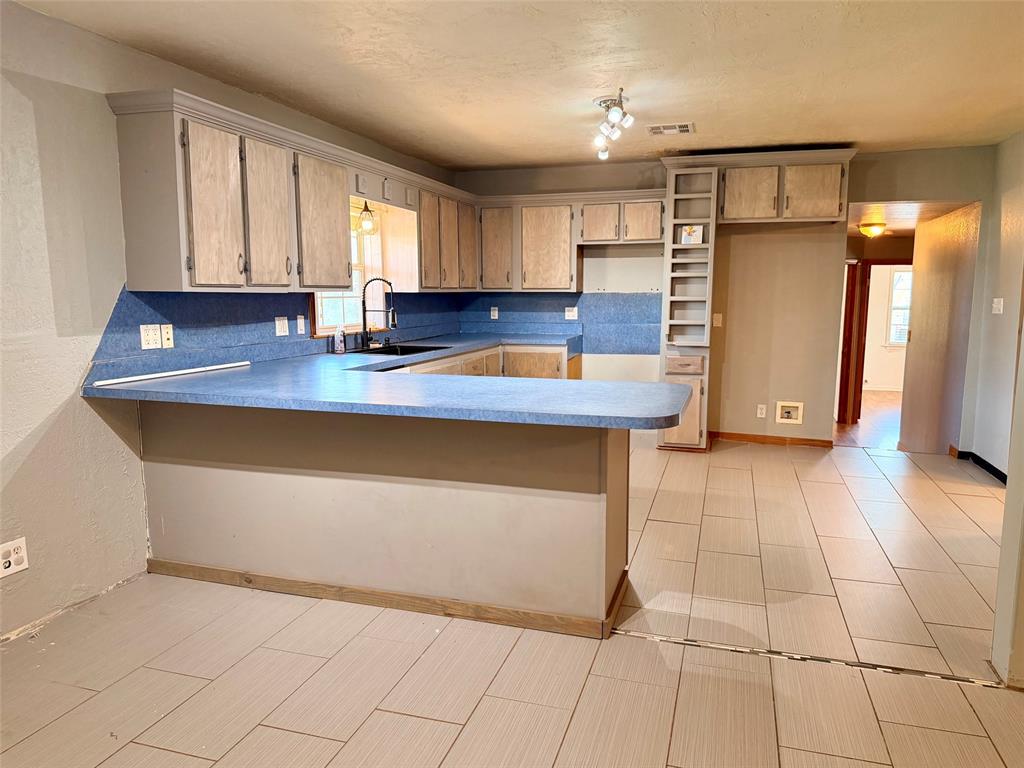 35763 Leo Road Property Photo 7