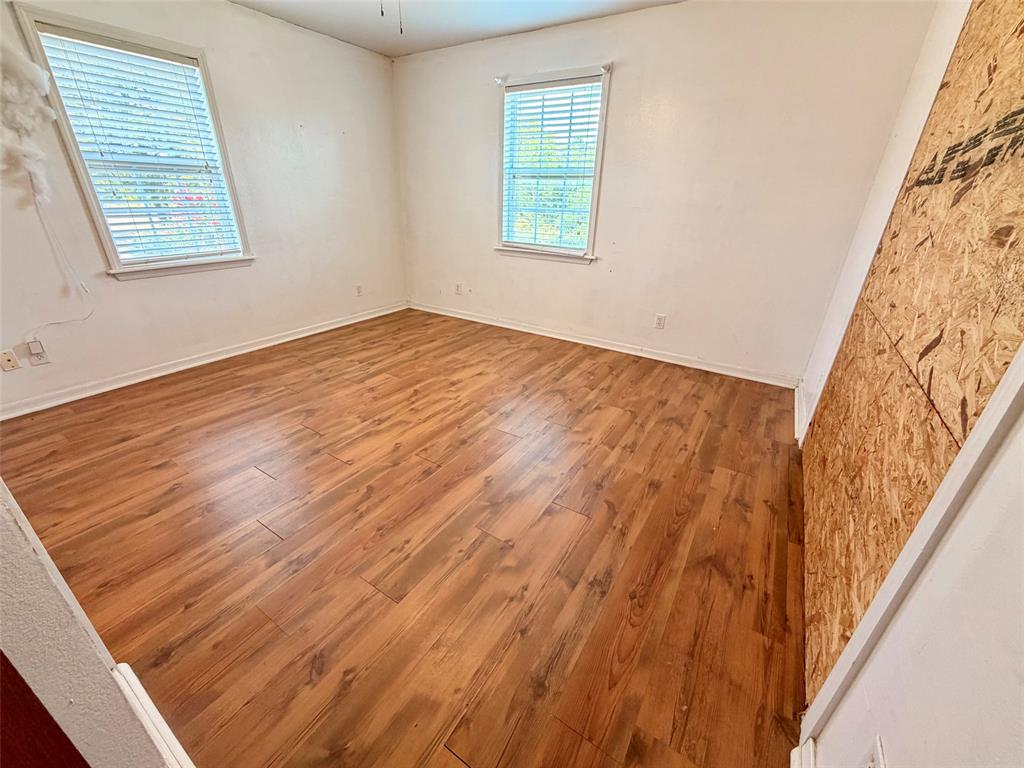 35763 Leo Road Property Photo 28