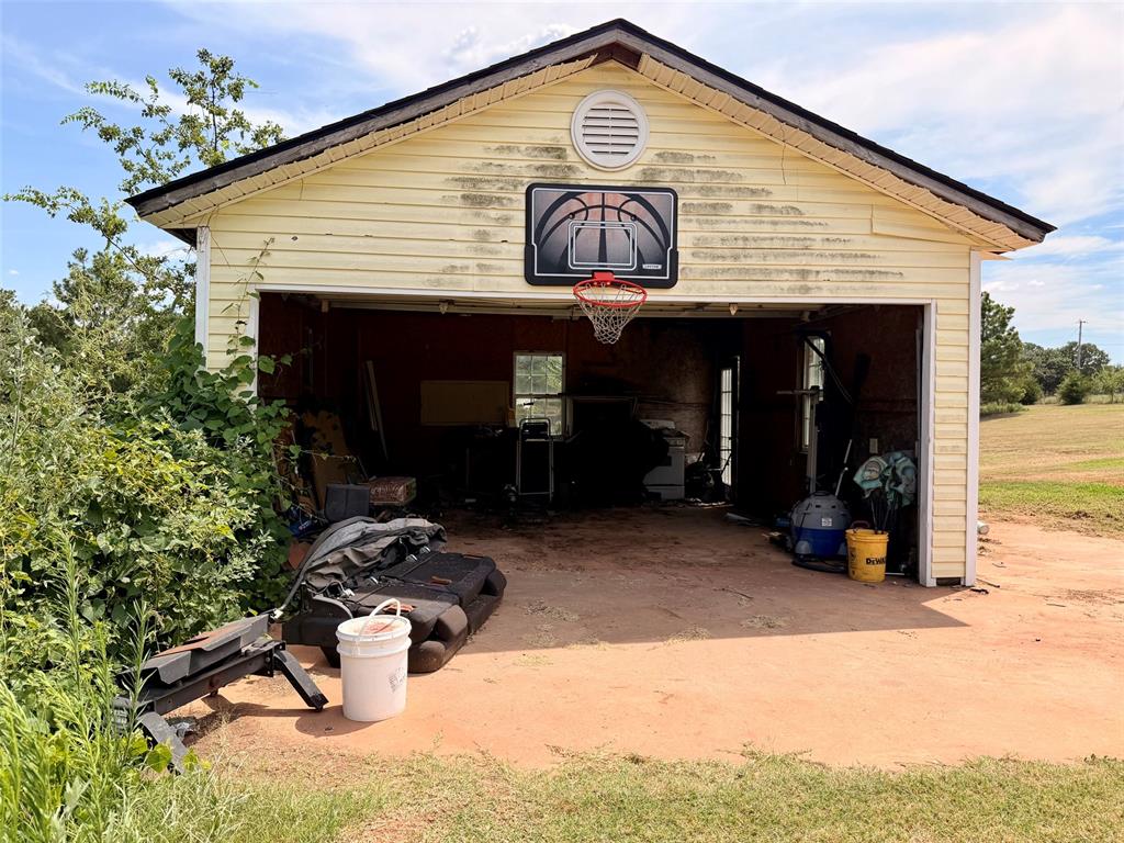 35763 Leo Road Property Photo 39