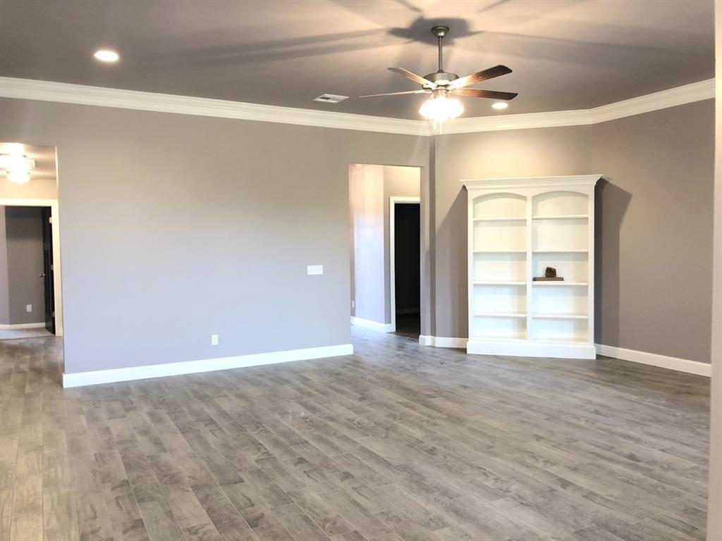 1540 Savannah Circle Property Photo 4