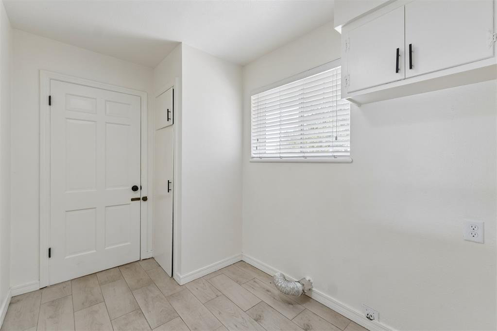 2643 Nw 65th Street Property Photo 33