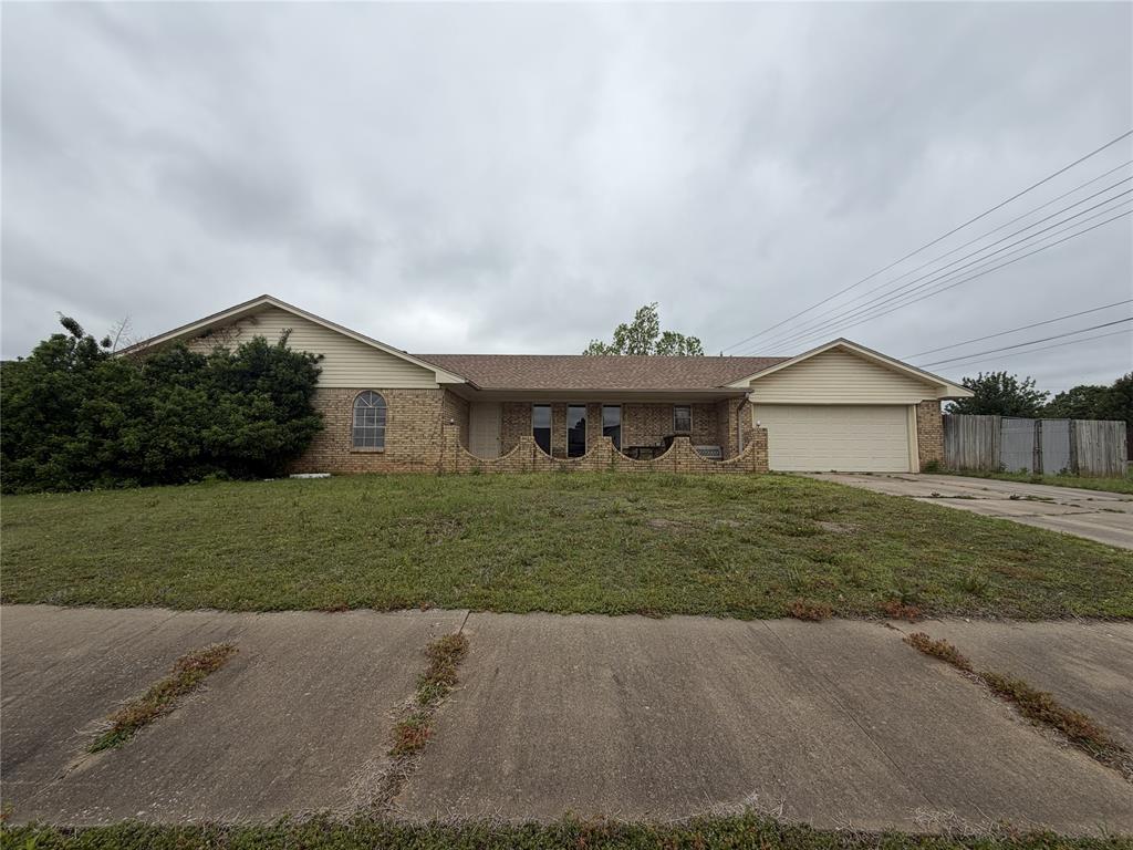 1419 Meadowbrook Lane Property Photo 1