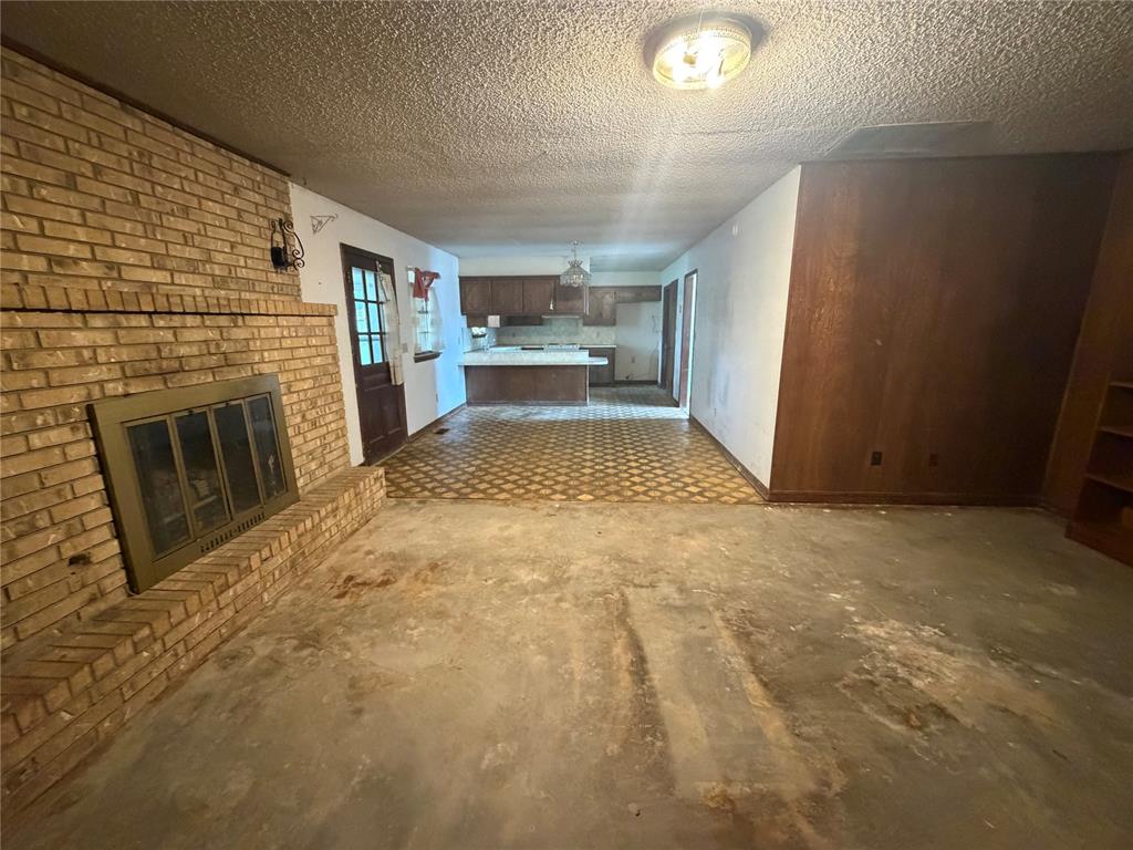 1419 Meadowbrook Lane Property Photo 8