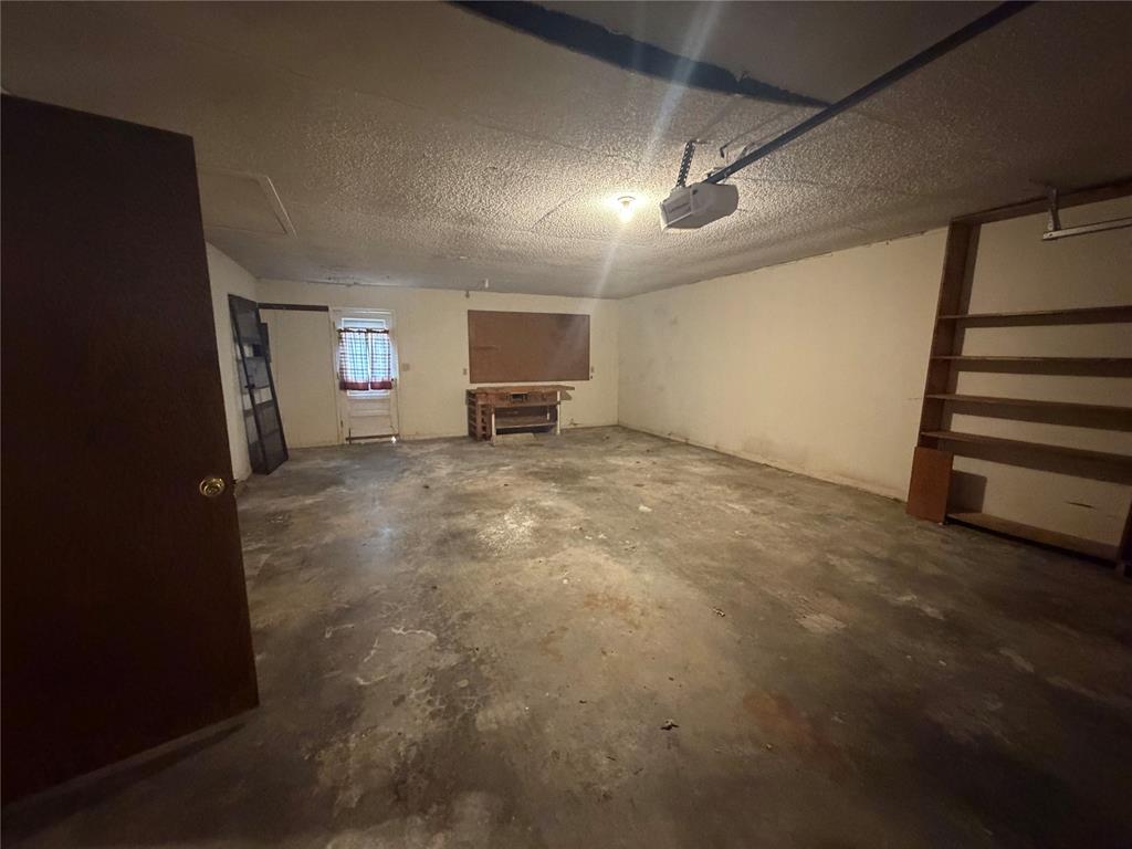 1419 Meadowbrook Lane Property Photo 11