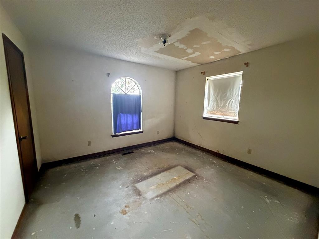 1419 Meadowbrook Lane Property Photo 13
