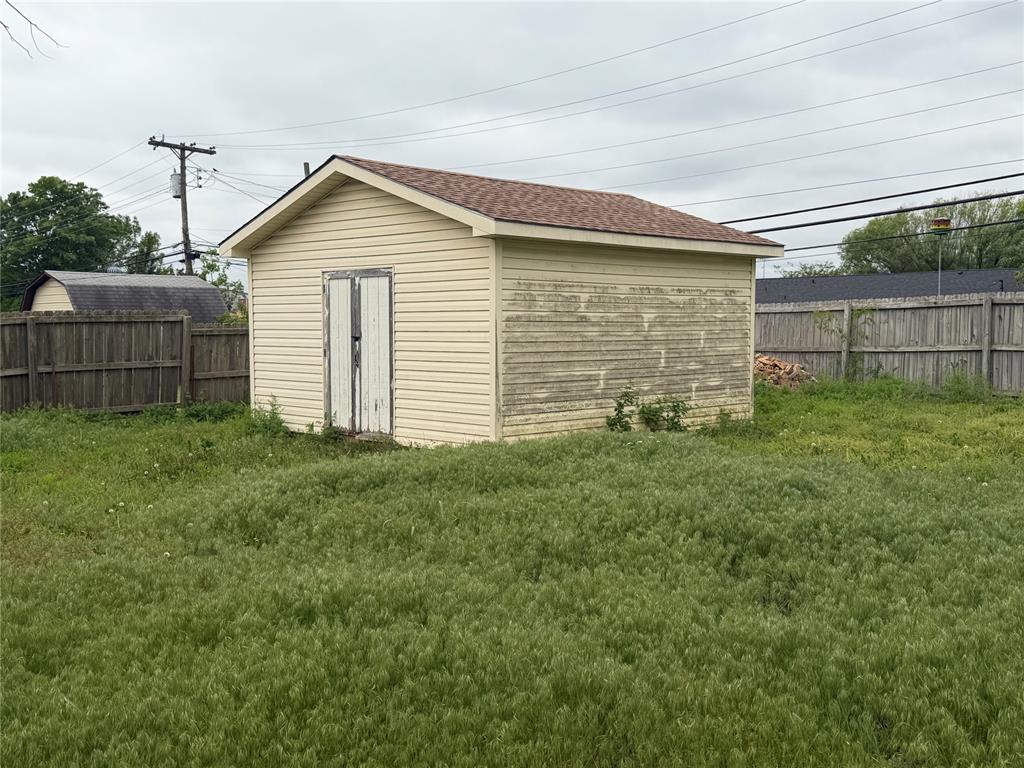 1419 Meadowbrook Lane Property Photo 20