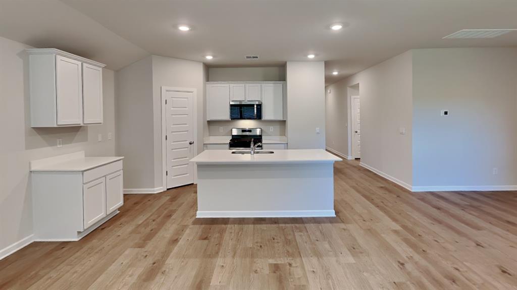16304 Cherokee Trail Property Photo 4