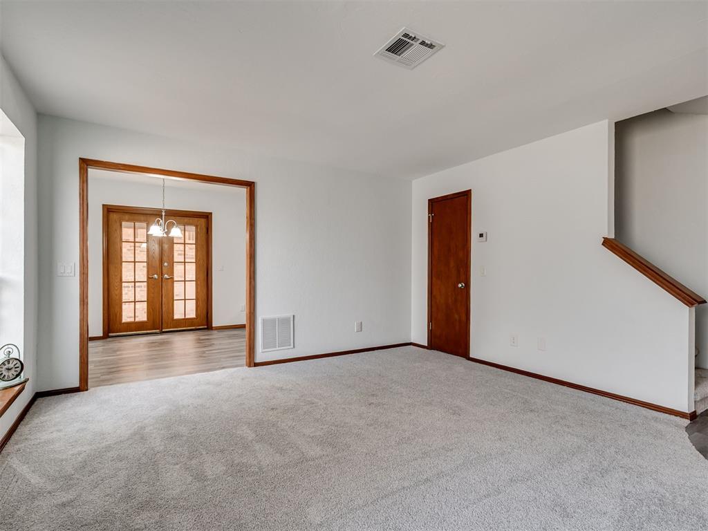 8406 S Douglas Avenue 6 Property Photo 5