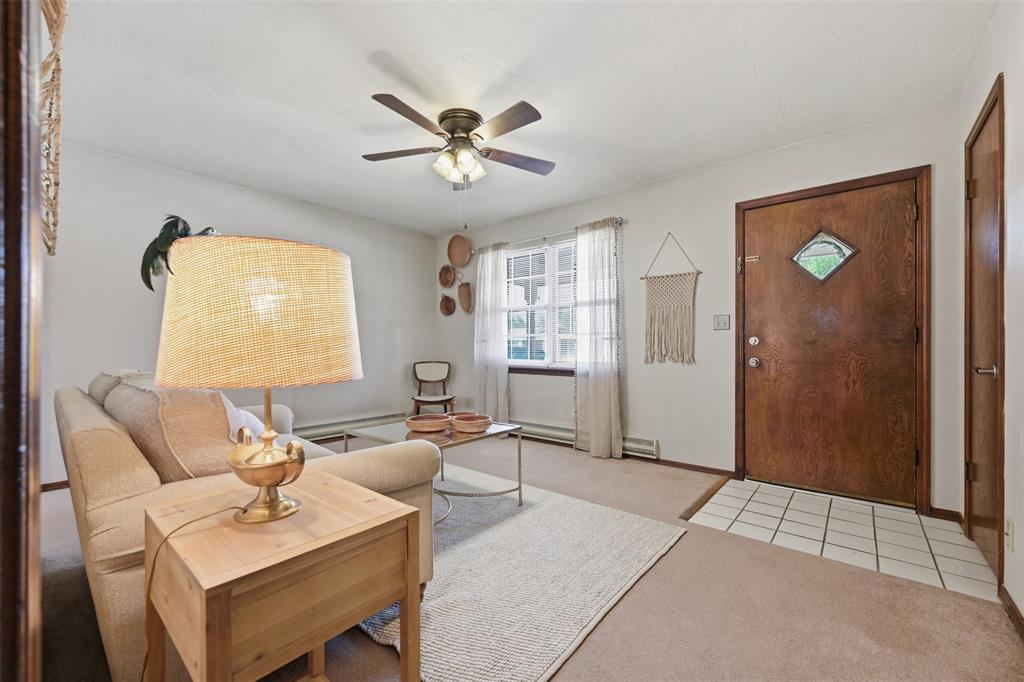 411 S Brookview Lane Property Photo 10