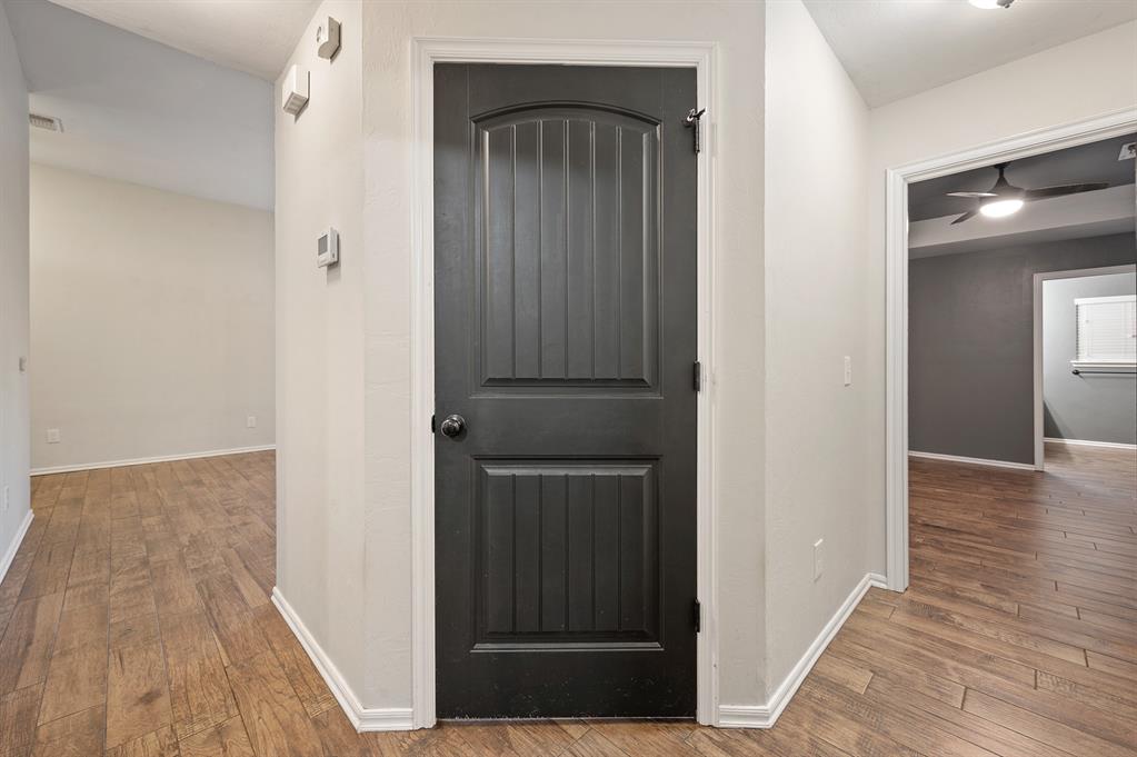 401 Tecumseh Meadows Court Property Photo 29