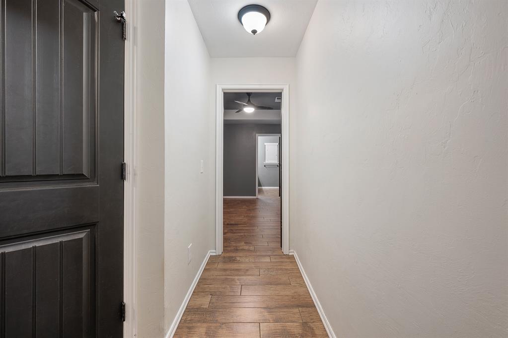 401 Tecumseh Meadows Court Property Photo 32