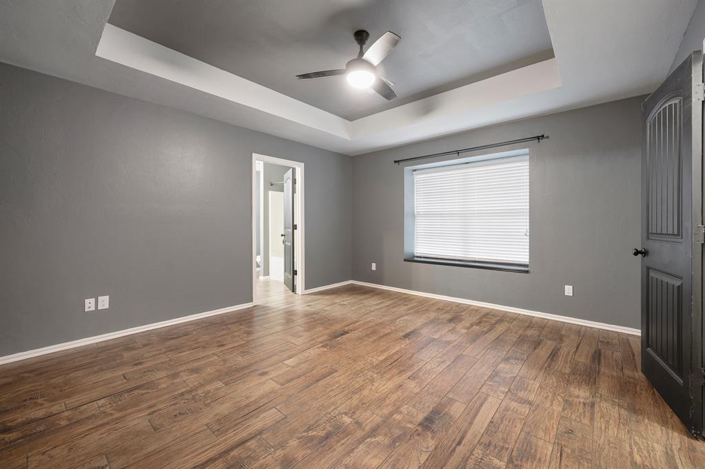 401 Tecumseh Meadows Court Property Photo 33