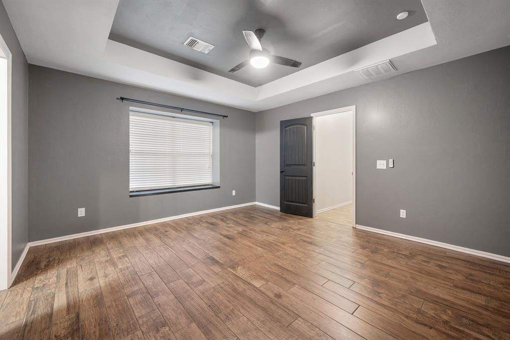 401 Tecumseh Meadows Court Property Photo 34