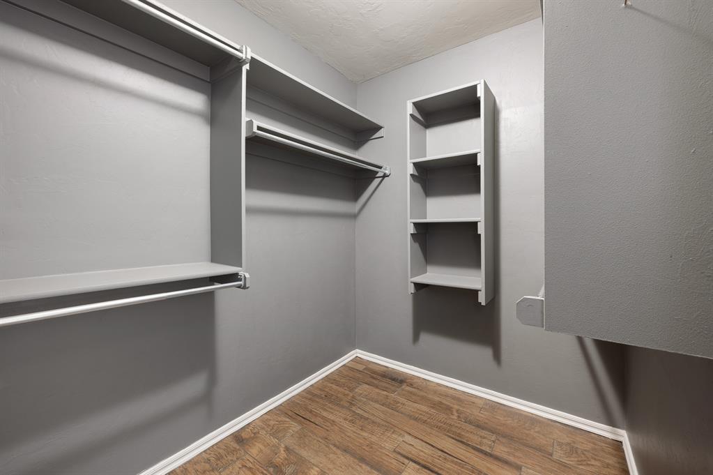 401 Tecumseh Meadows Court Property Photo 41