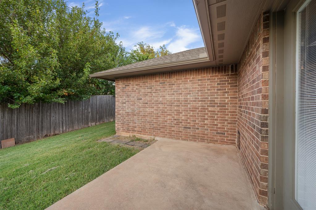 401 Tecumseh Meadows Court Property Photo 43