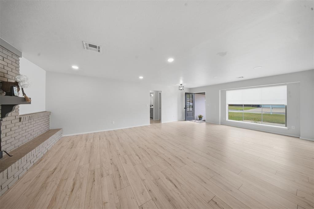 7704 Rumsey Road Property Photo 3