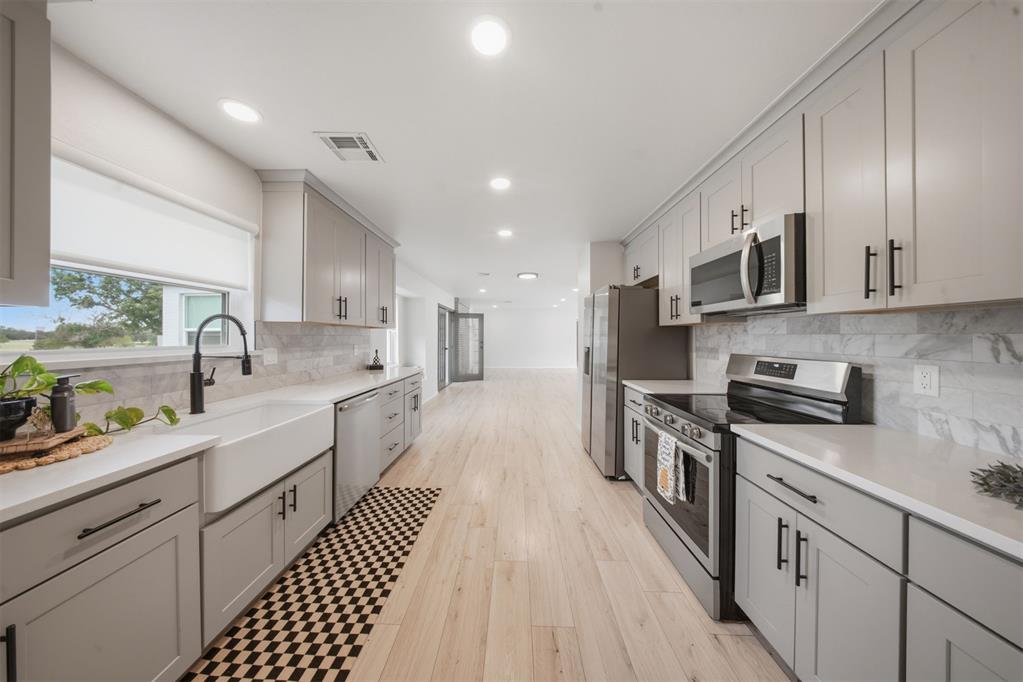 7704 Rumsey Road Property Photo 11