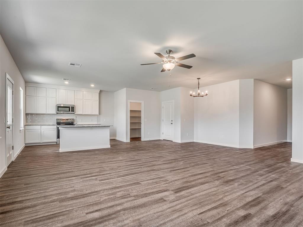 6404 E Cowboy Trail Way Property Photo 6