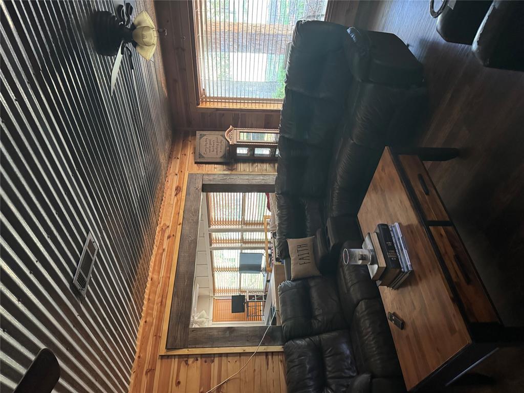281 N 4340 Road Property Photo 12
