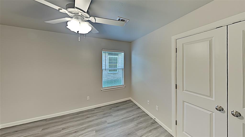 11205 Howard Drive Property Photo 10