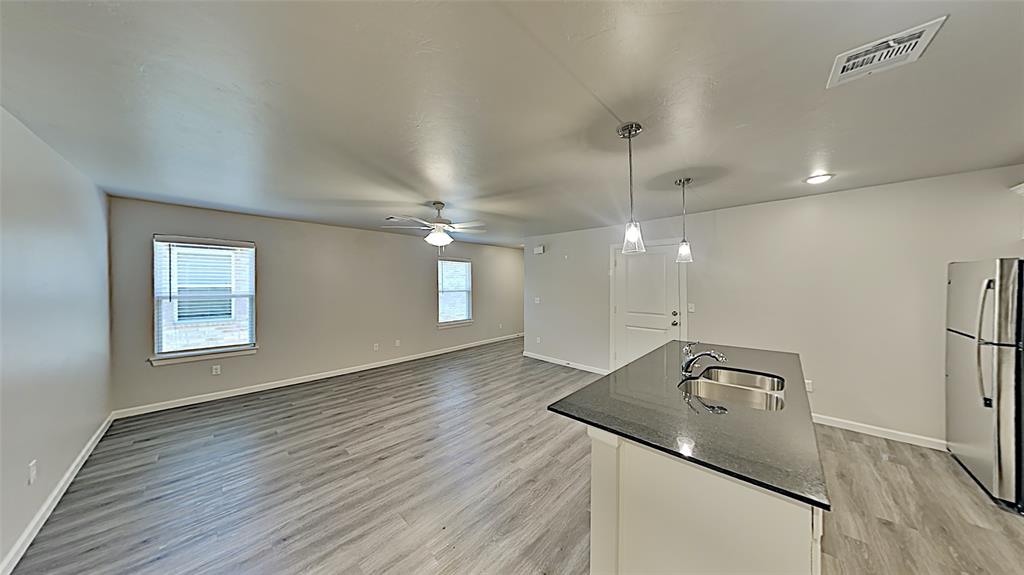 11207 Howard Drive Property Photo 6