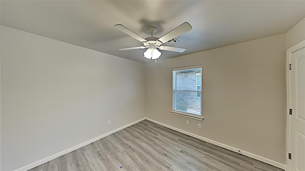 11207 Howard Drive Property Photo 10