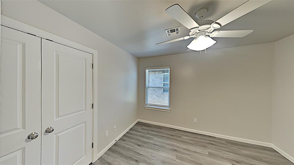11207 Howard Drive Property Photo 11