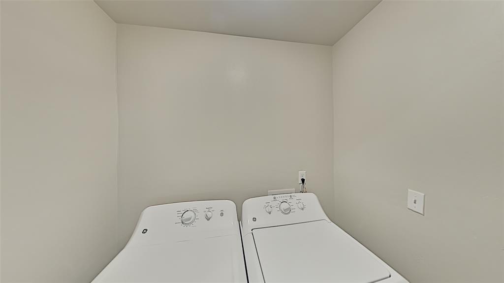 11207 Howard Drive Property Photo 13