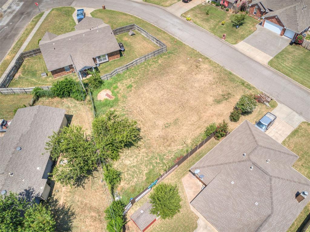 1532 Tudor Drive Property Photo 4