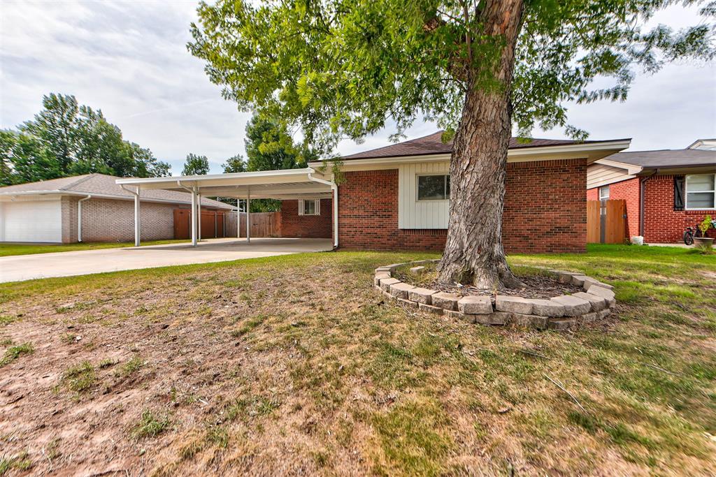 4212 Nw 54th Street Property Photo 3