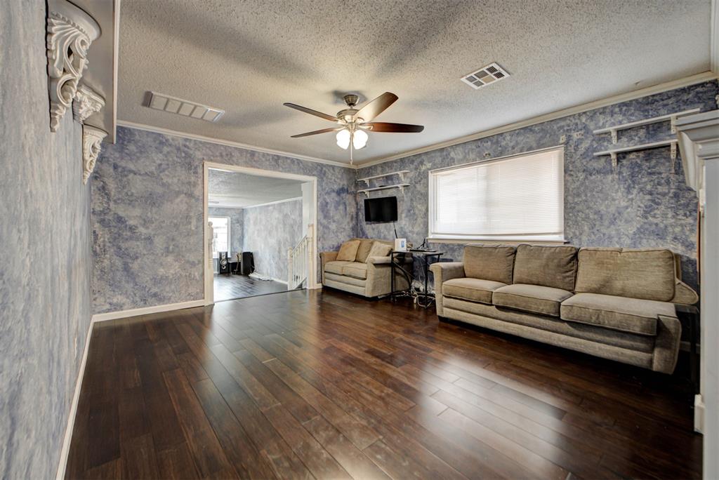 4212 Nw 54th Street Property Photo 6