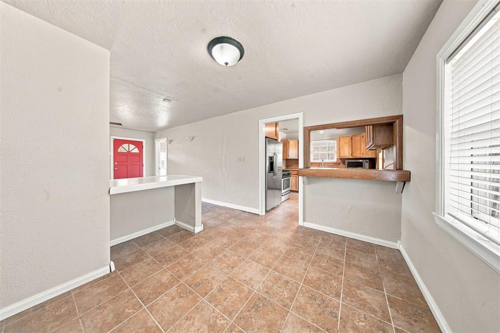 1405 Carlisle Court Property Photo 9