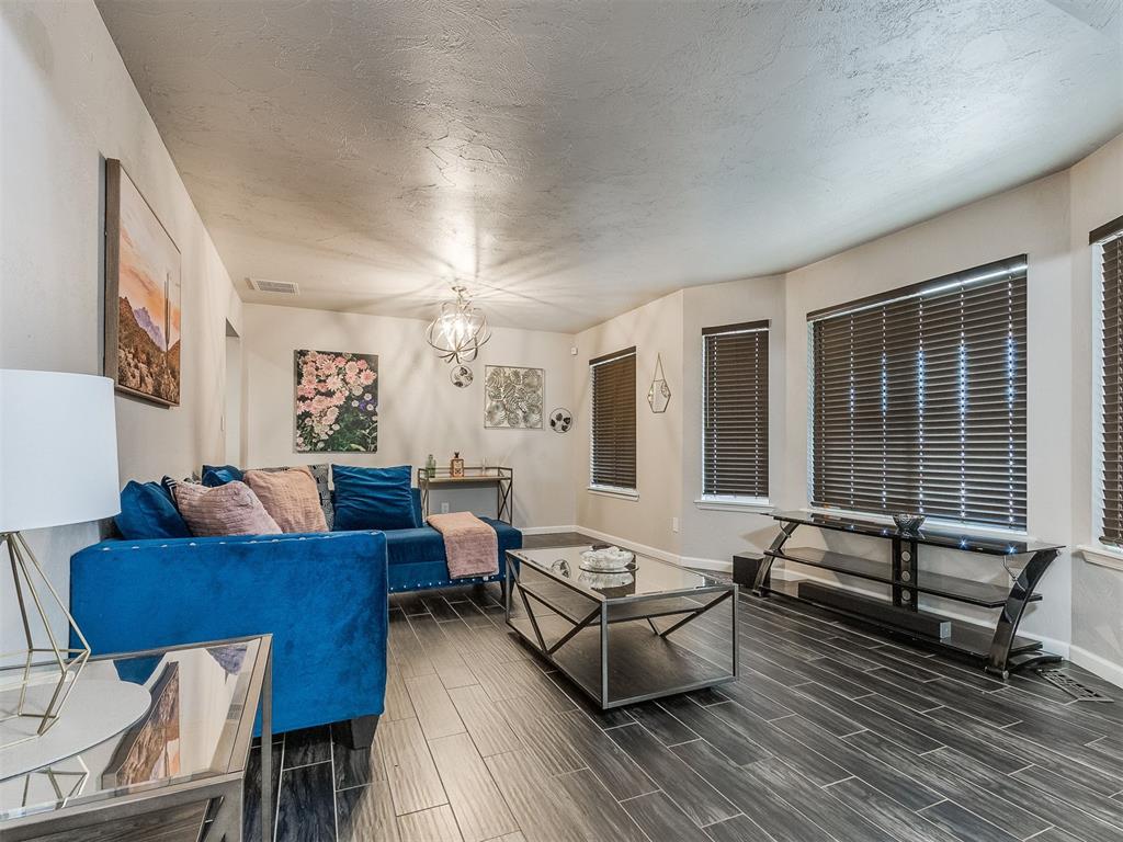 11616 N Miller Avenue Property Photo 6