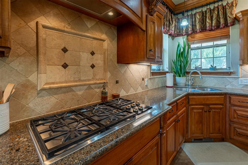 13410 Silver Ridge Road Property Photo 18